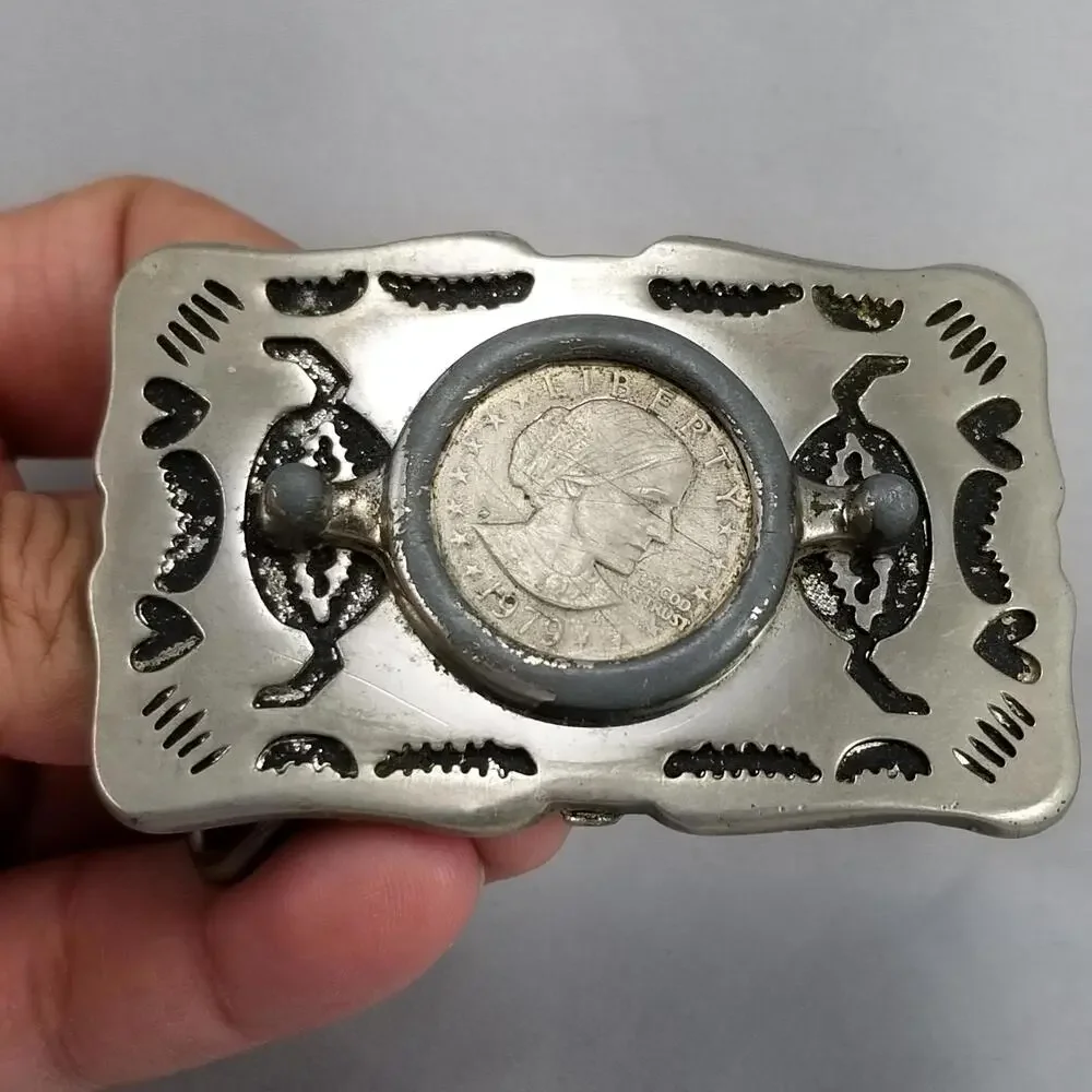 N/A vintage belt